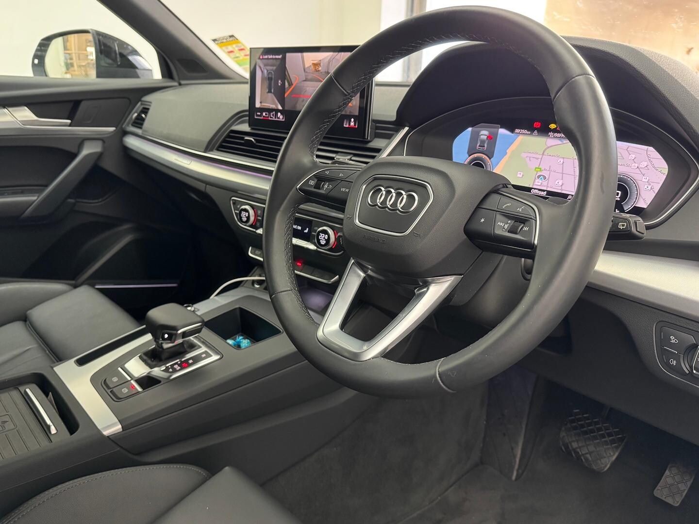 Image about Audi Q5 TFSI e S line 55 TFSI e quattro S tronic