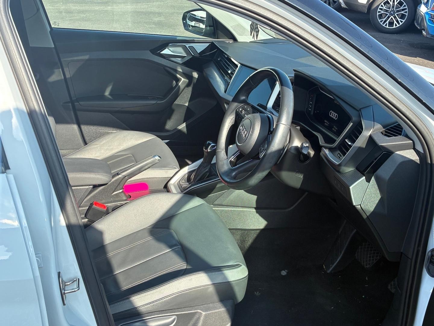 Image about Audi A1 Sportback S line 40 TFSI S tronic