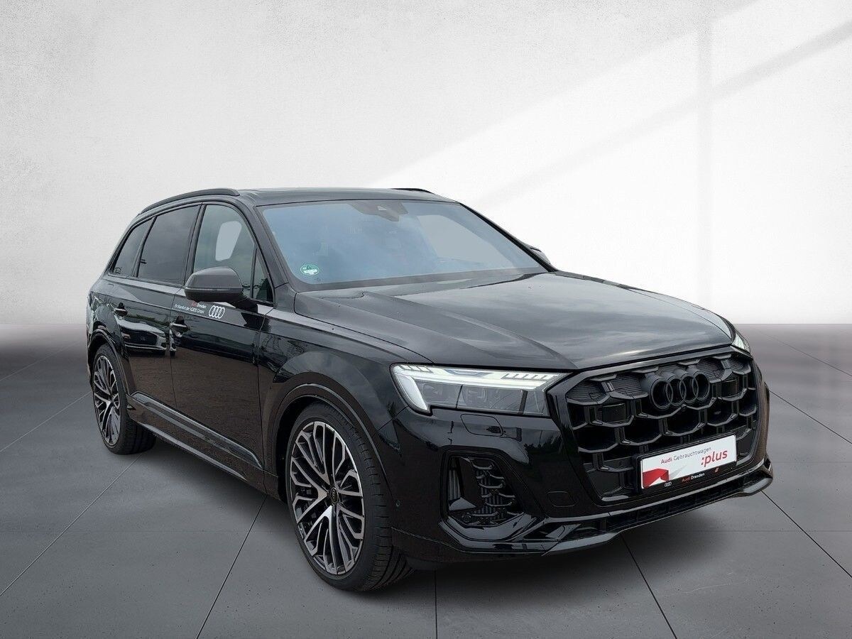 Image about Audi SQ7 SUV TFSI quattro tiptronic