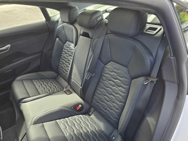 2026 Audi S e-tron GT Prestige - Photo 19