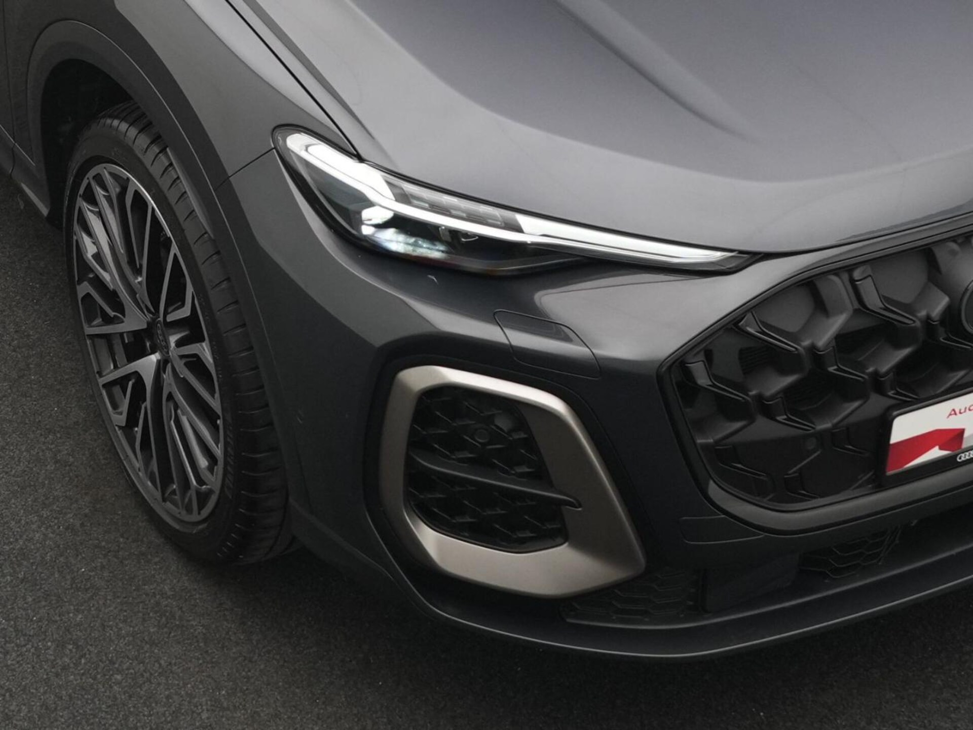Audi Q5 Sportback edition one