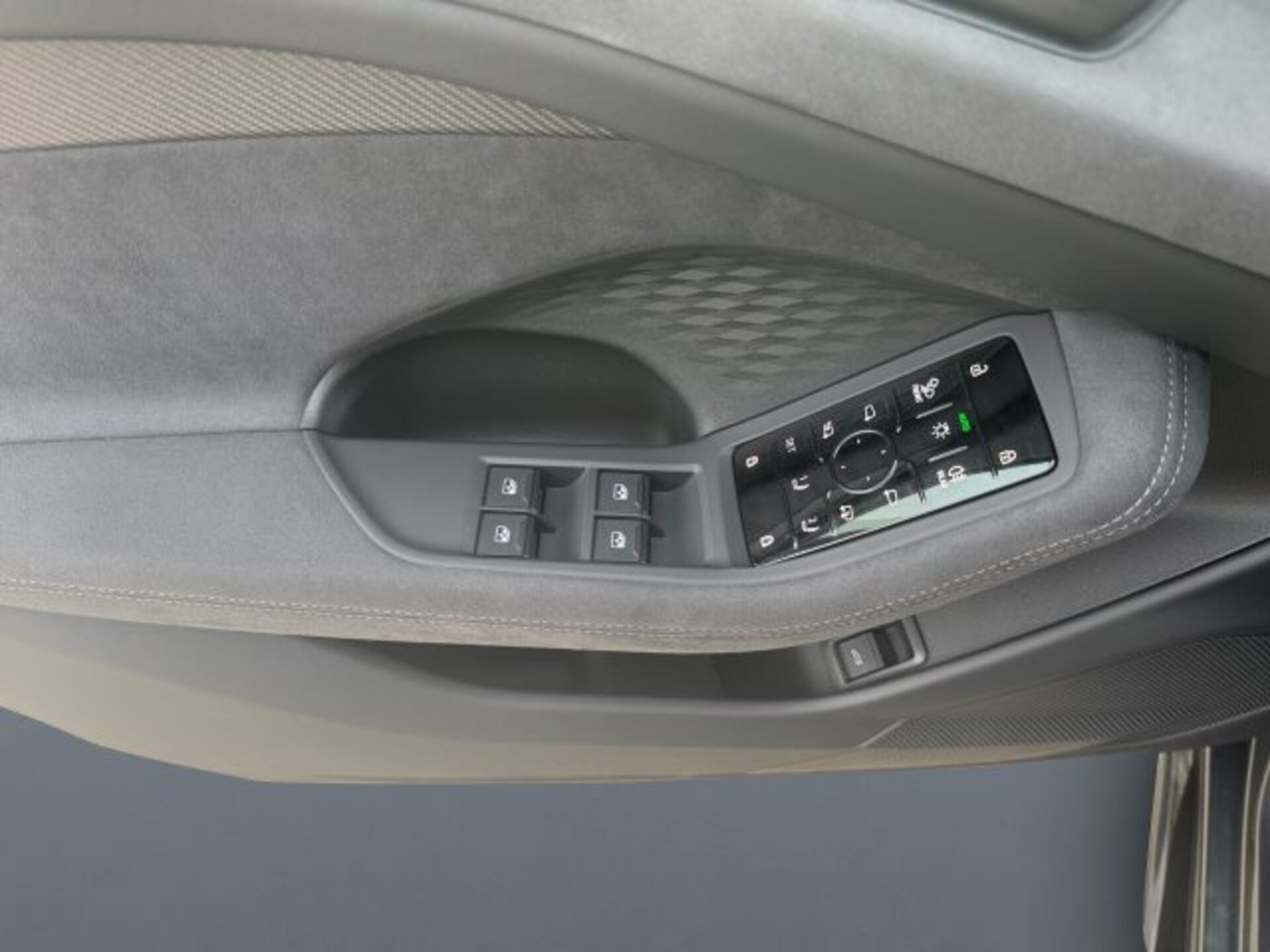 Audi A6 Avant edition one