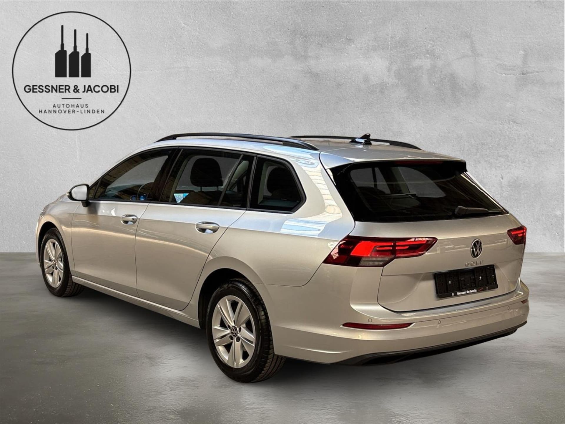 Volkswagen Golf Variant Life