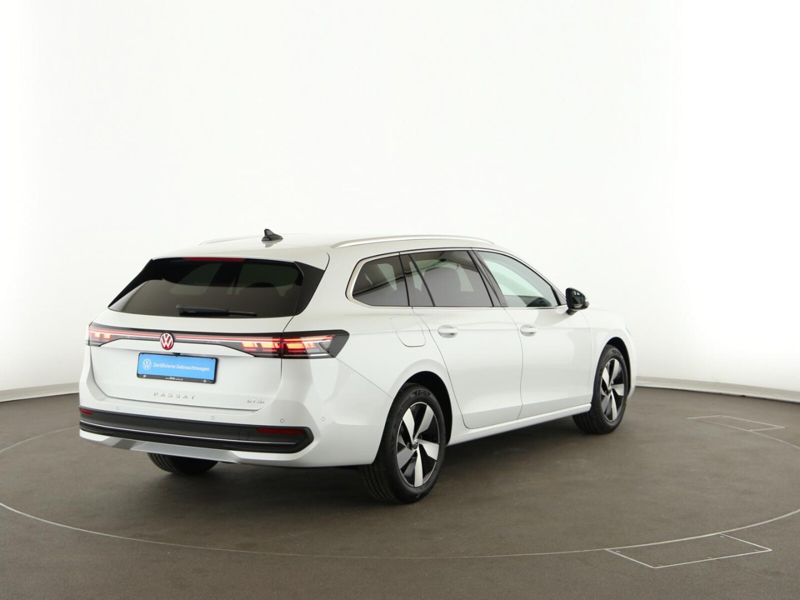 Volkswagen Passat – Bild 6