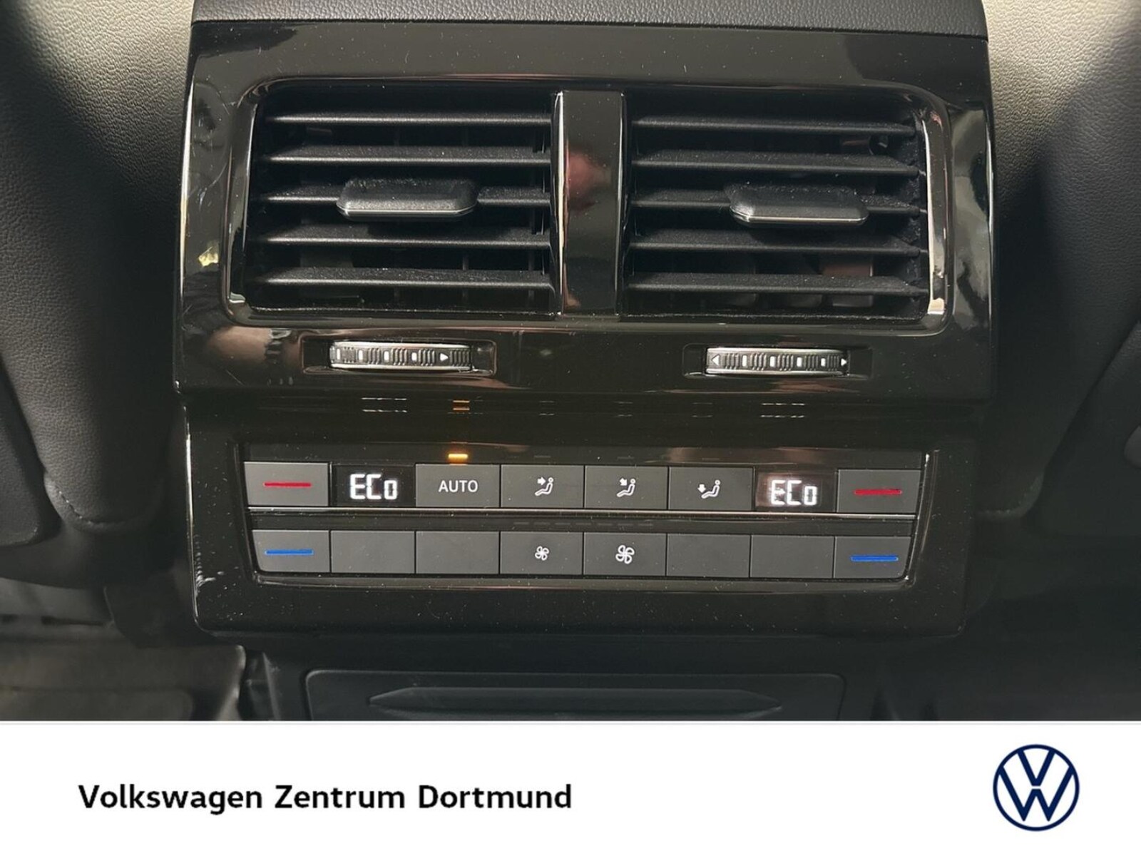 Volkswagen Touareg – Bild 11