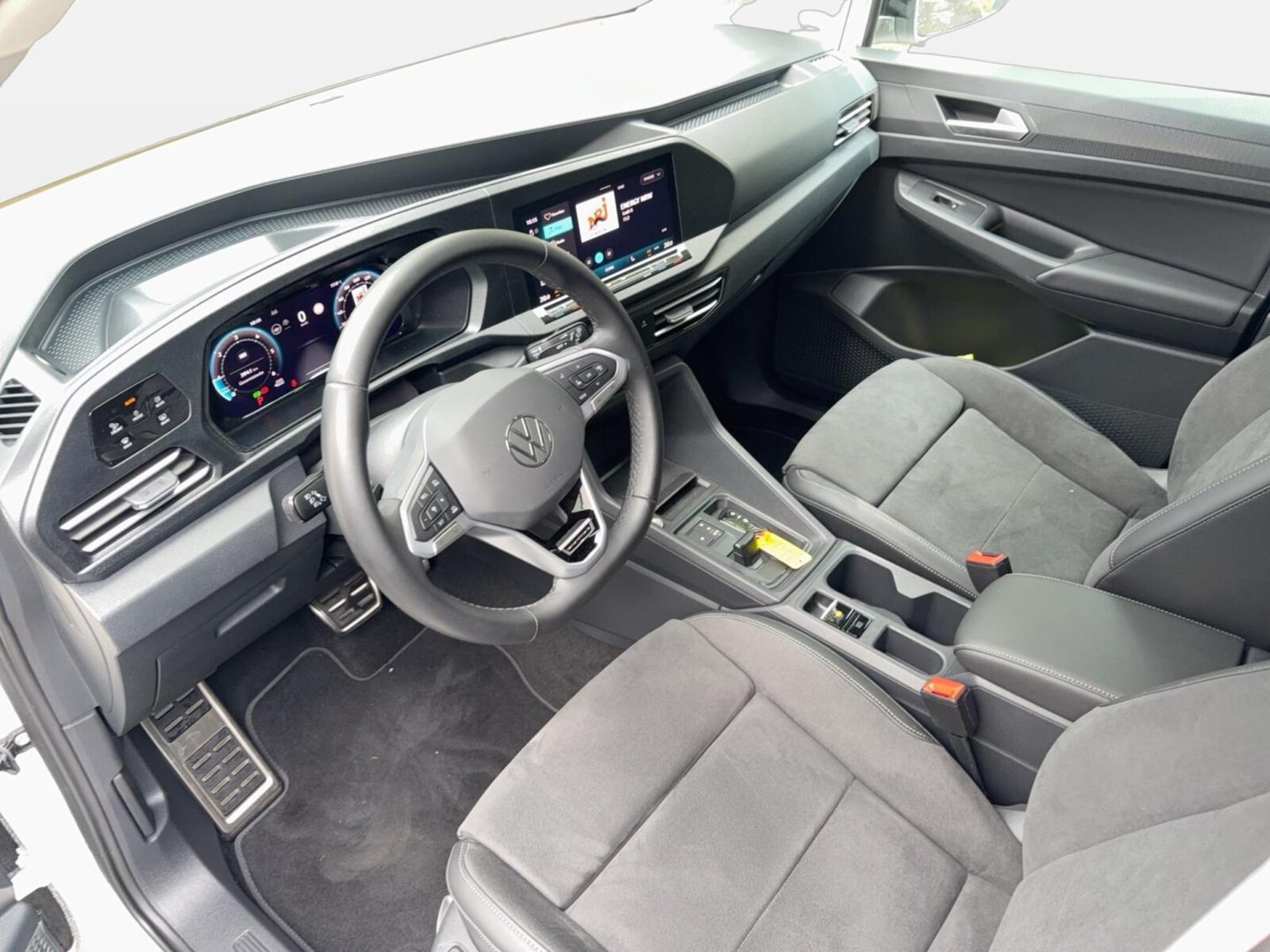 Volkswagen Caddy – Bild 8