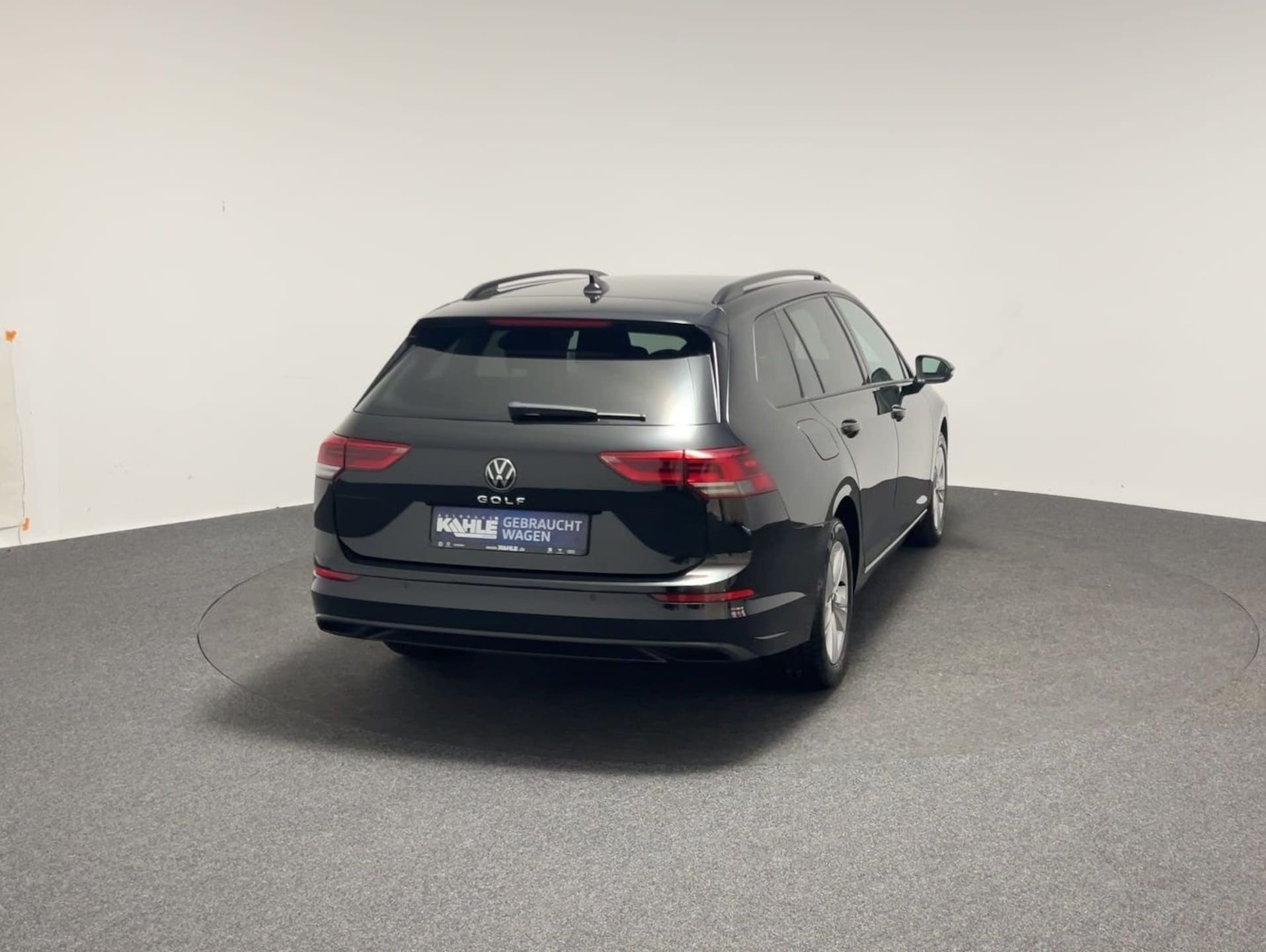 Volkswagen Golf Variant Life