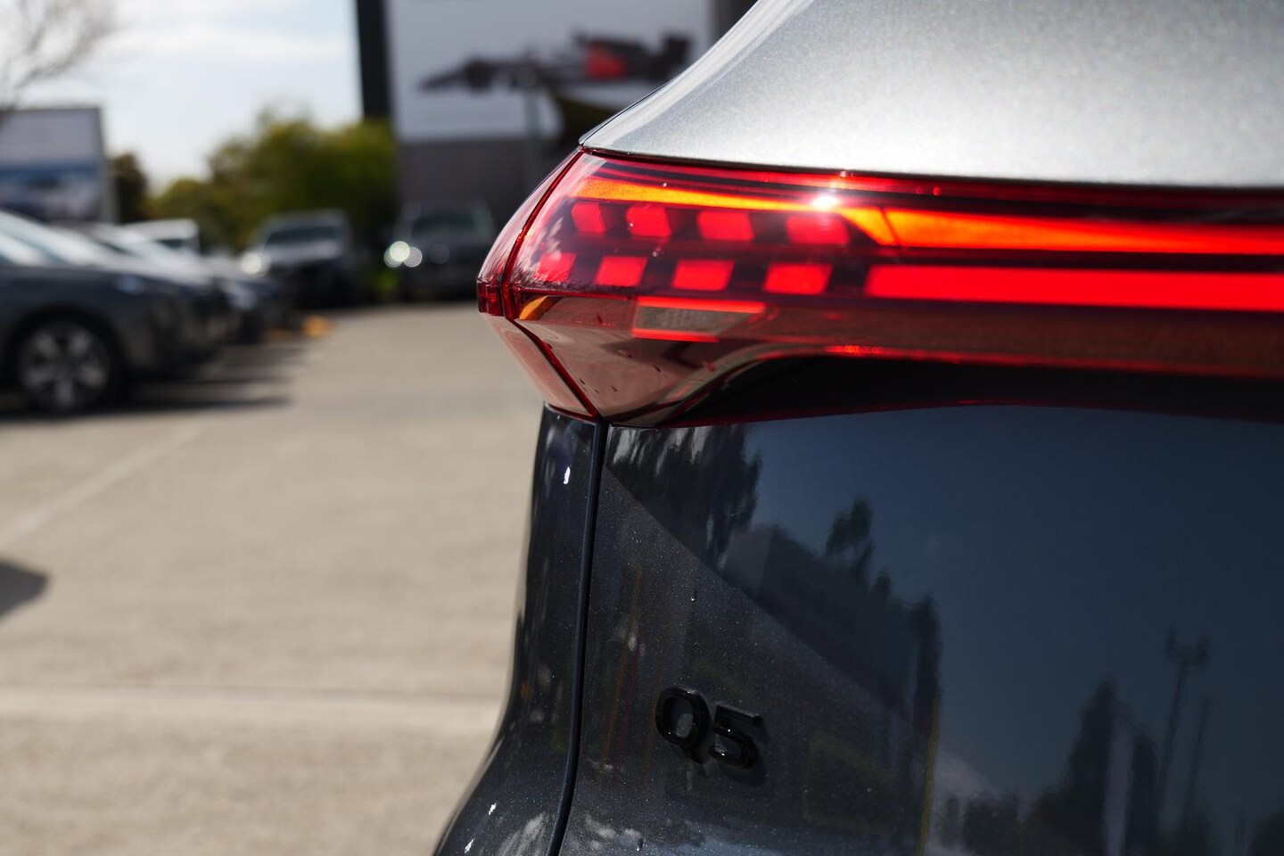 Image about Audi Q5 SUV e-hybrid quattro S tronic