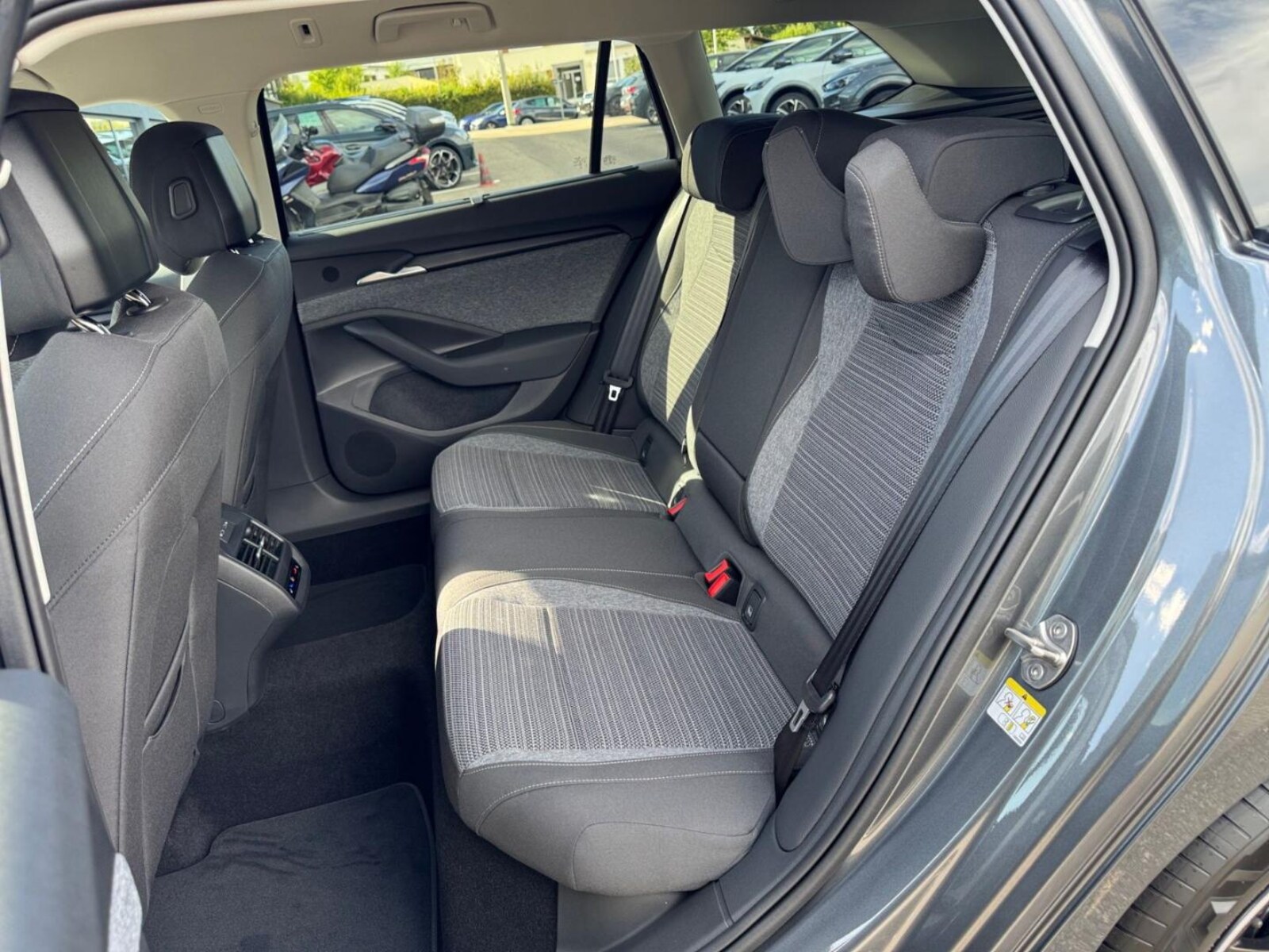 Škoda Superb Combi – Bild 14