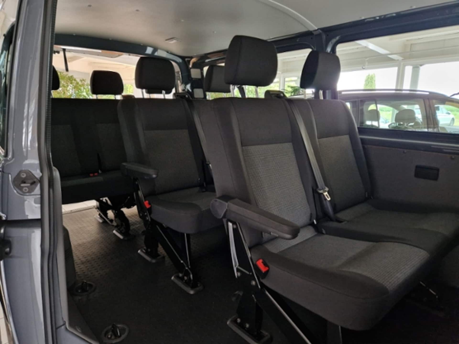 Volkswagen T6.1 Transporter Kombi langer Radstand