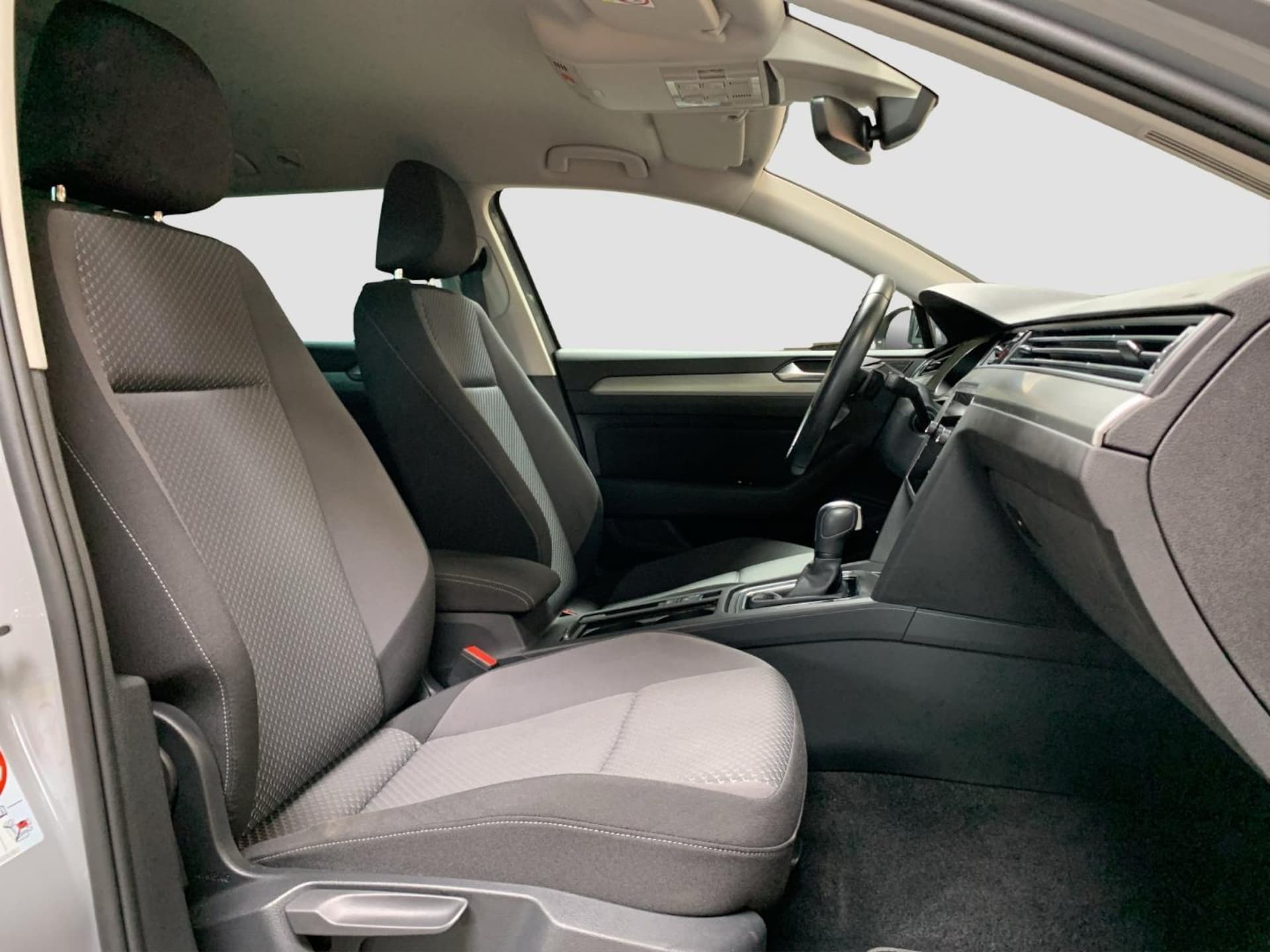 Volkswagen Passat Variant Basis-Modell