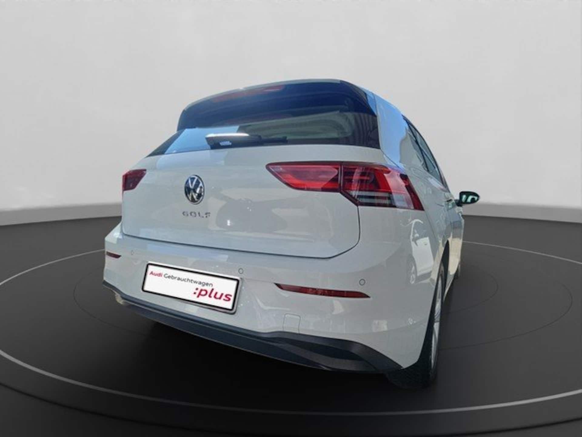 Volkswagen Golf Life