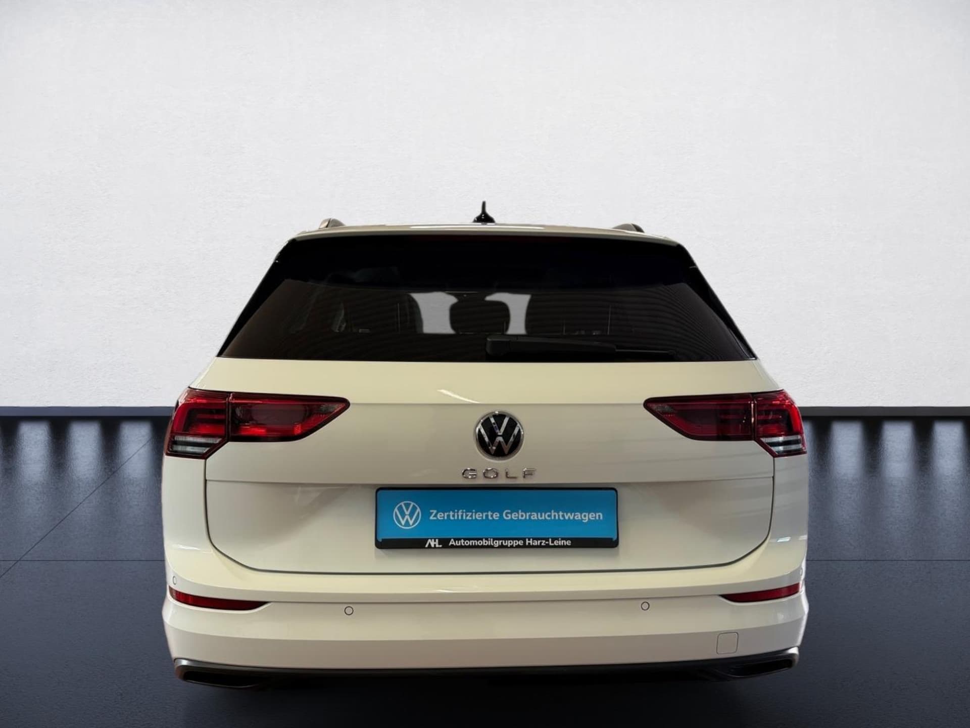 Volkswagen Golf Variant Life