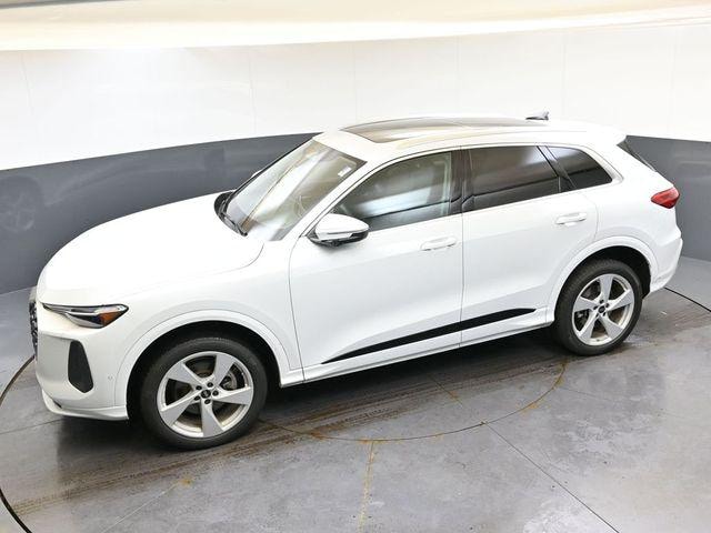 2025 Audi New Q5 Premium Plus - Photo 45