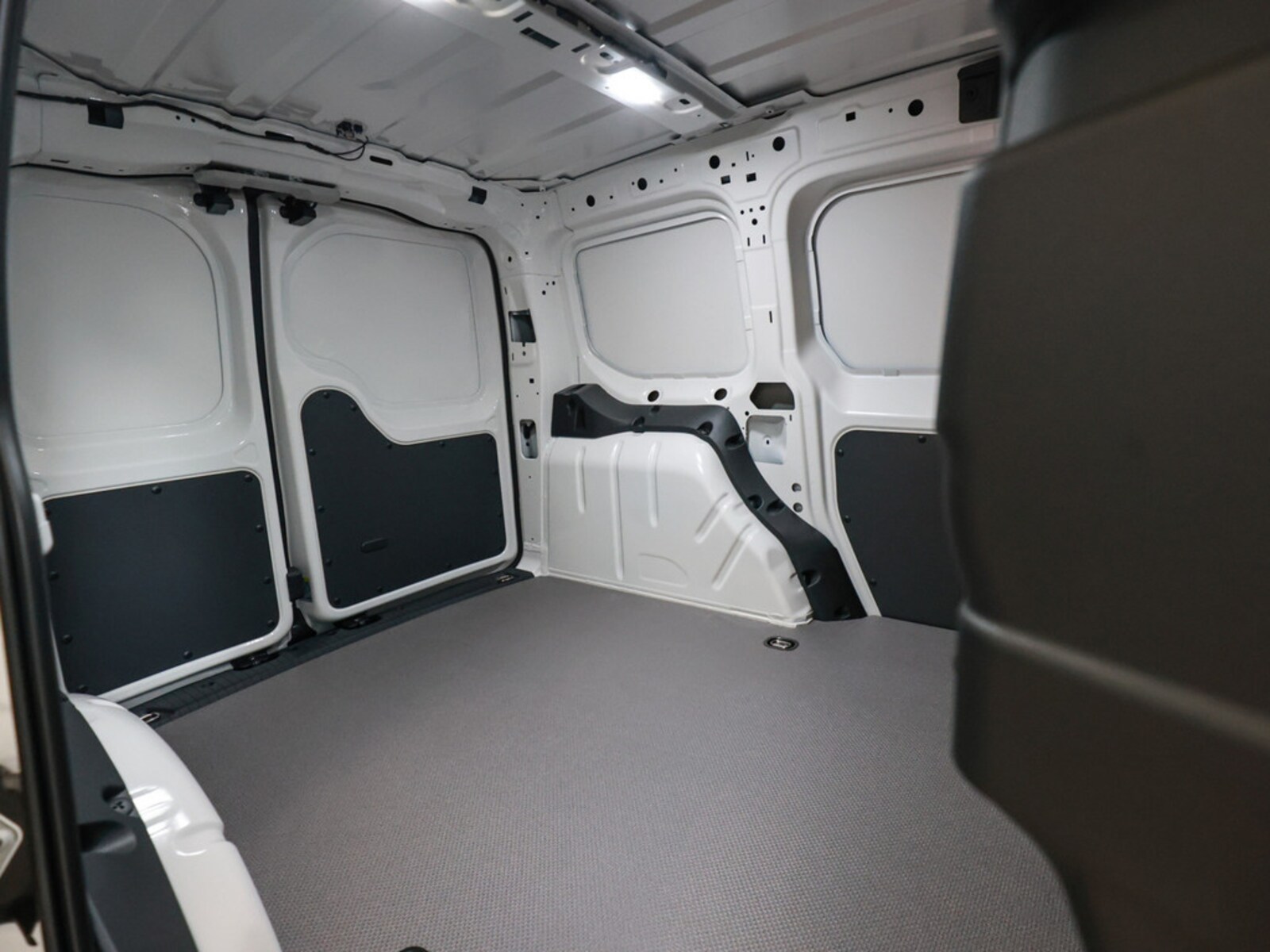 Volkswagen Caddy Cargo – Bild 7
