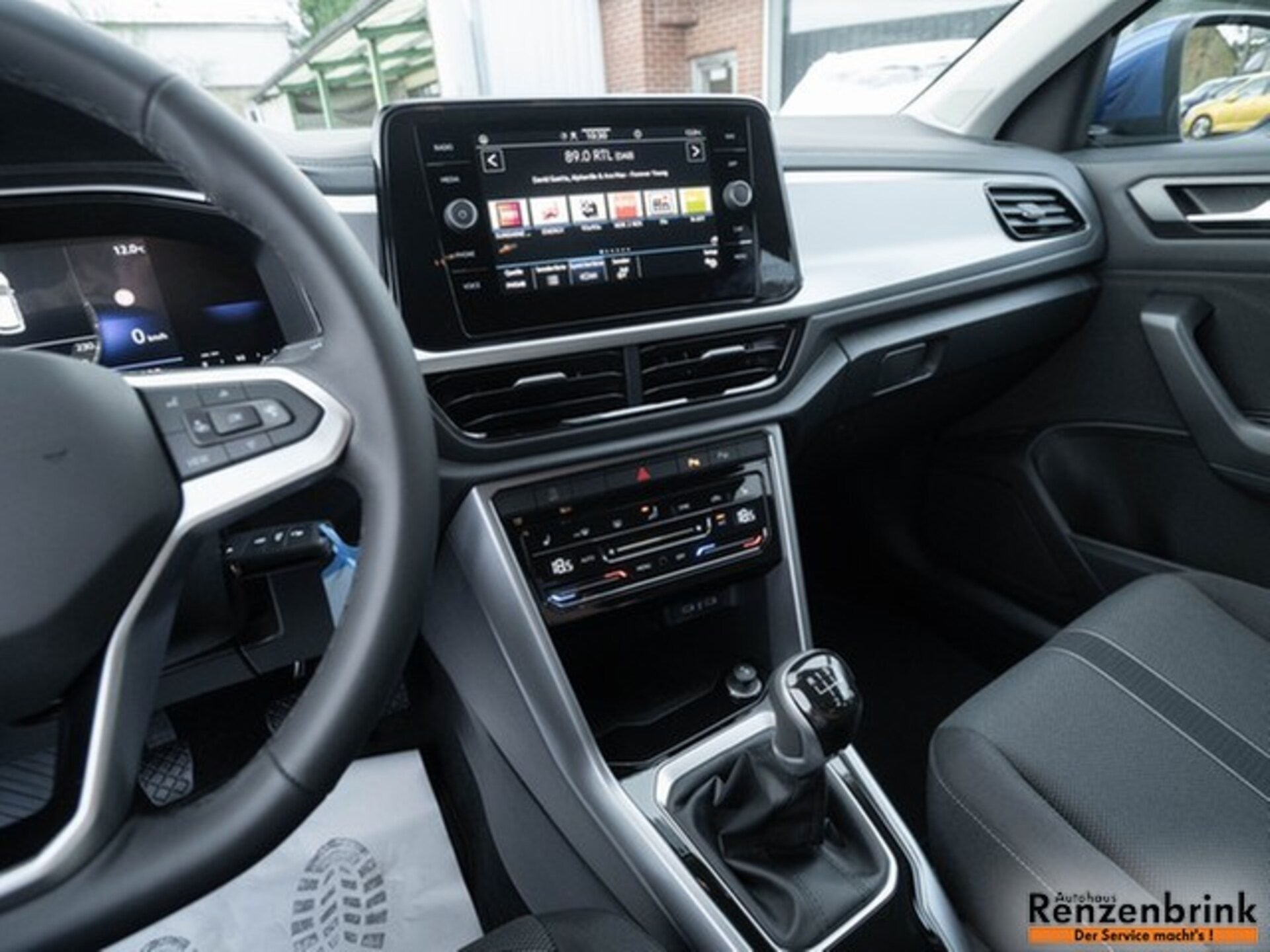 Volkswagen T-Roc Life