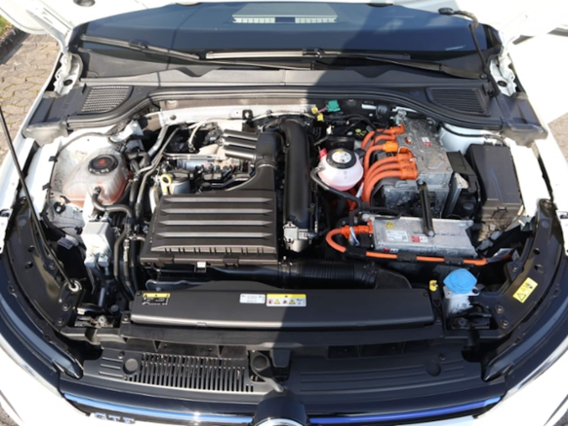 Volkswagen Golf GTE