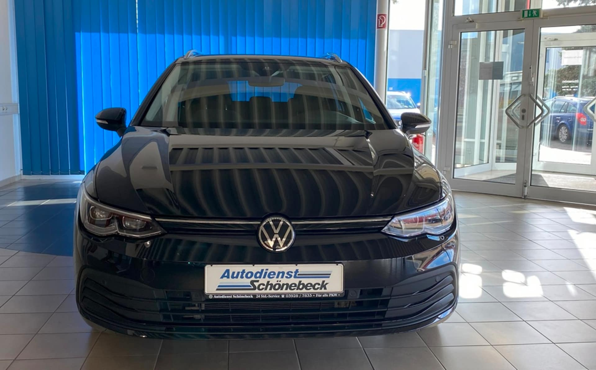Volkswagen Golf Variant Life