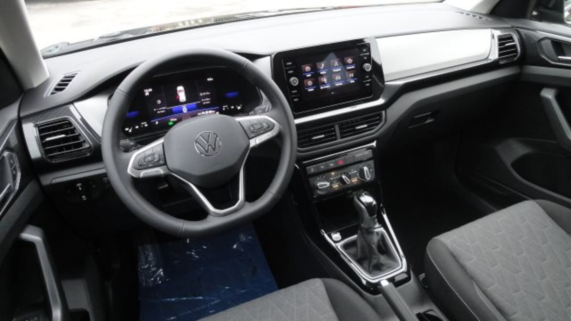 Volkswagen T-Cross Life