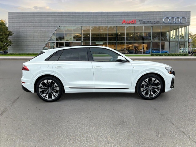 2026 Audi Q8
