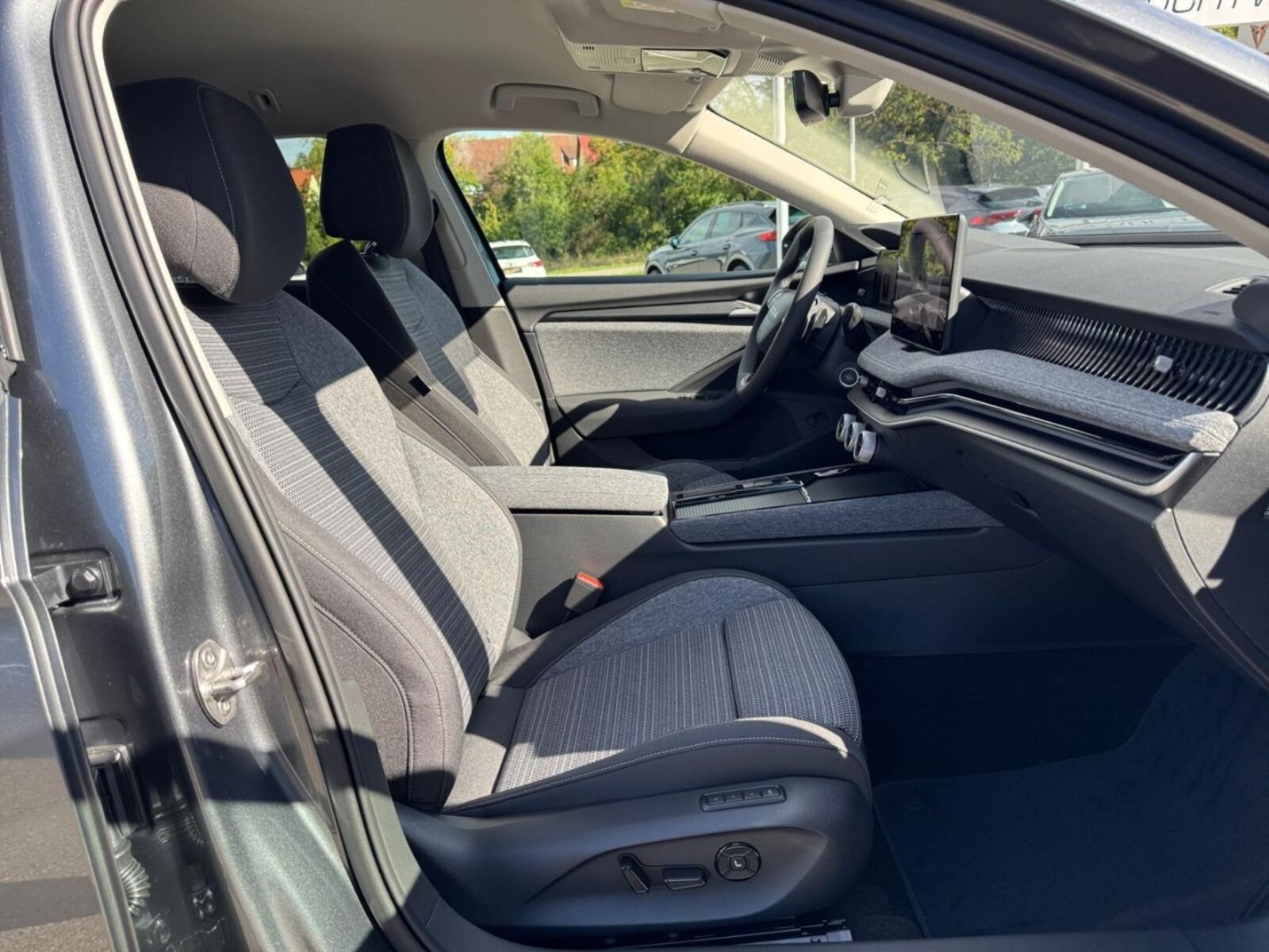 Škoda Superb Combi – Bild 16