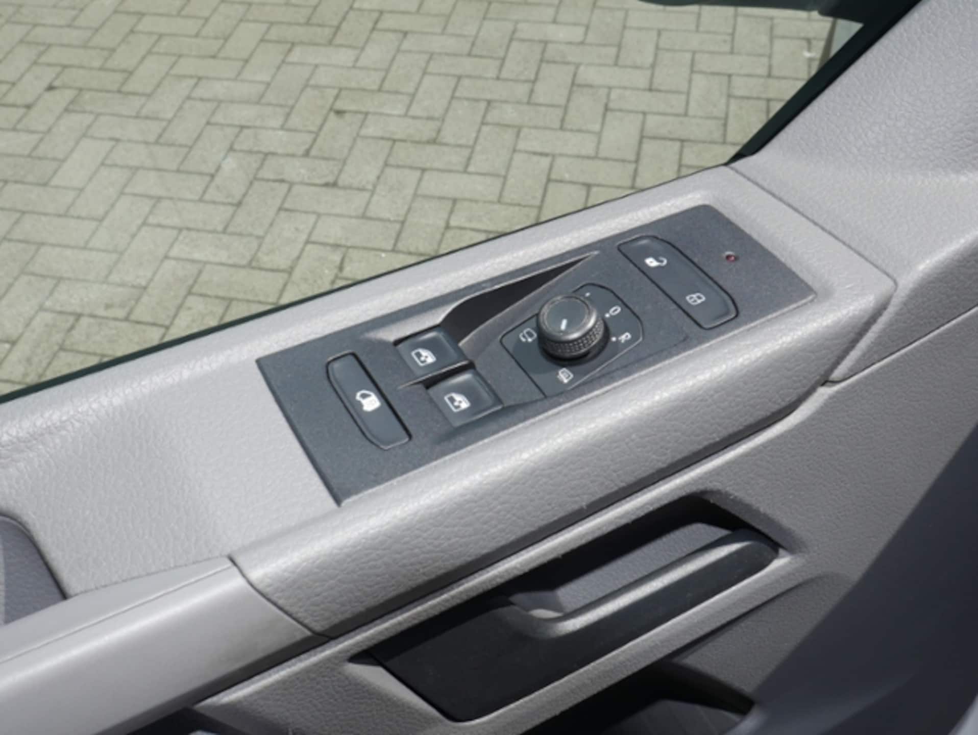 Volkswagen T6.1 Transporter Kasten kurzer Radstand