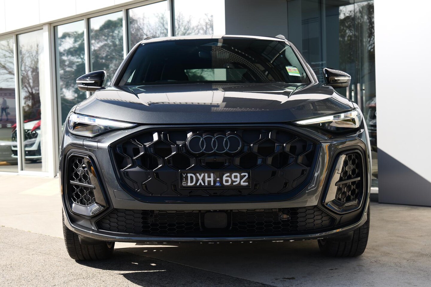 Image about Audi Q5 SUV e-hybrid quattro S tronic