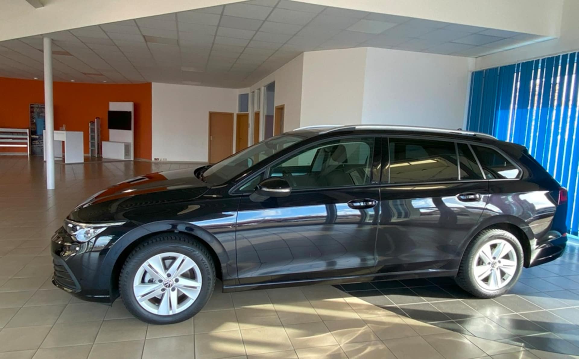Volkswagen Golf Variant Life
