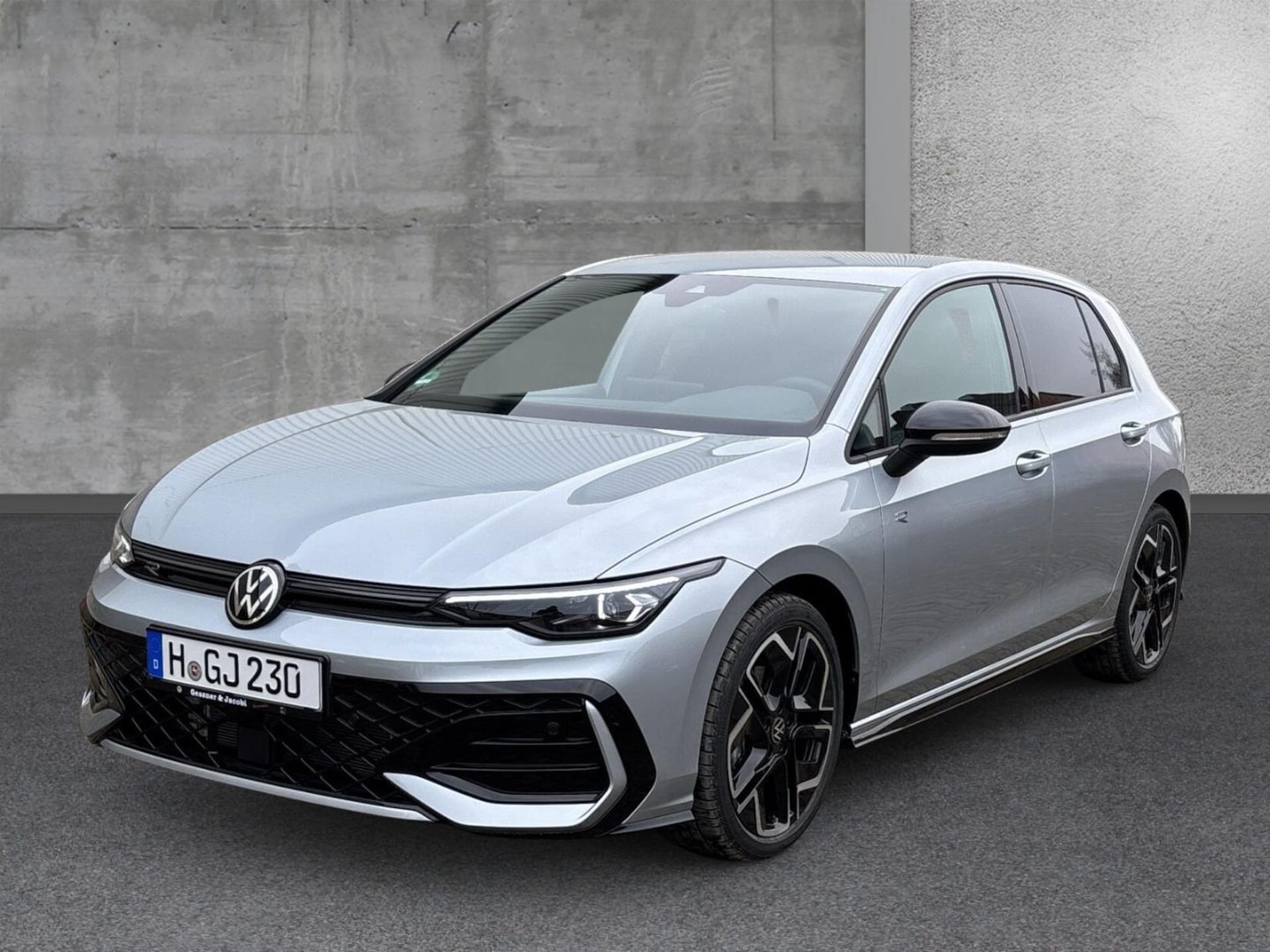 Volkswagen Golf R-Line
