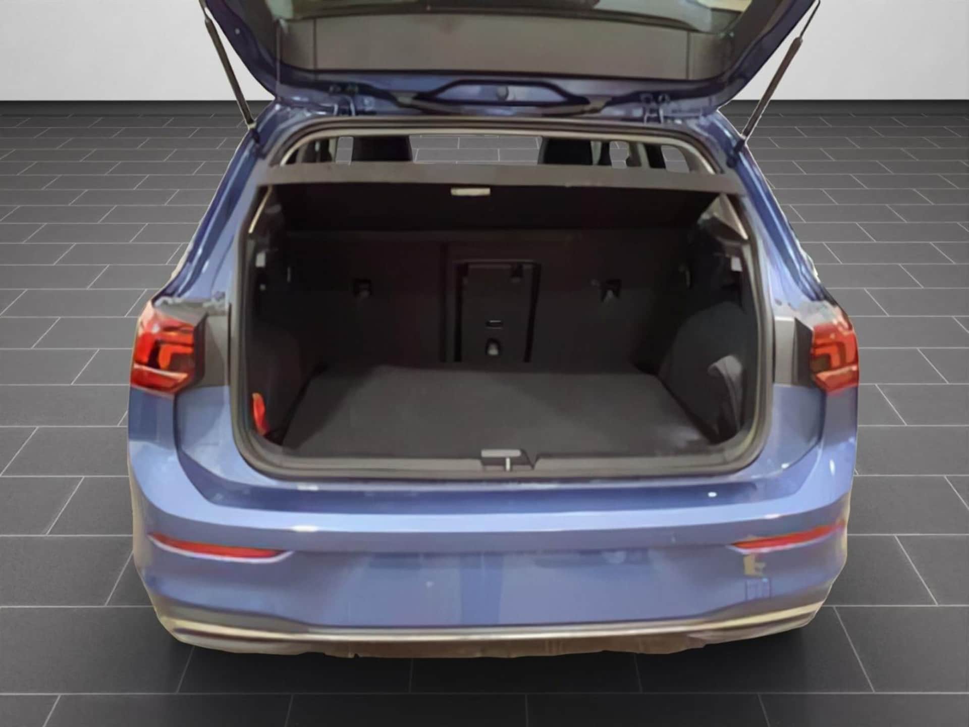Volkswagen Golf Life