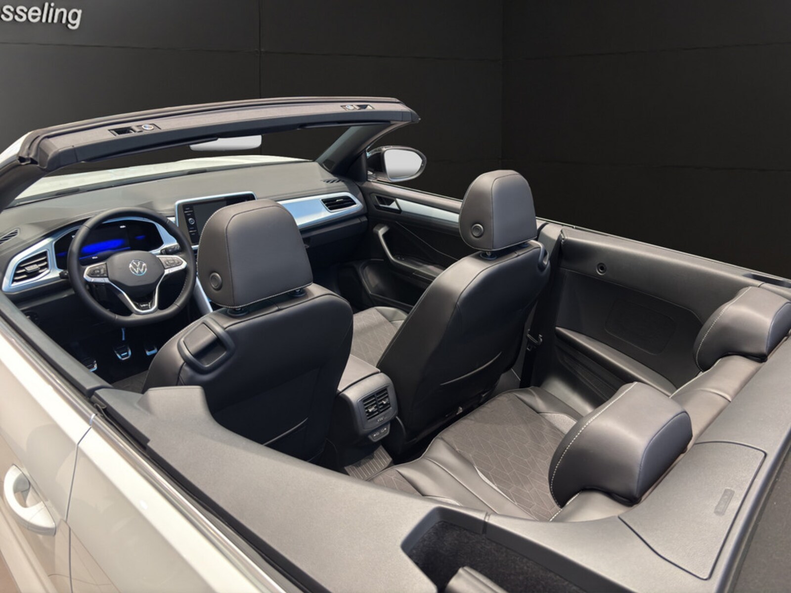Volkswagen T-Roc Cabriolet – Bild 21