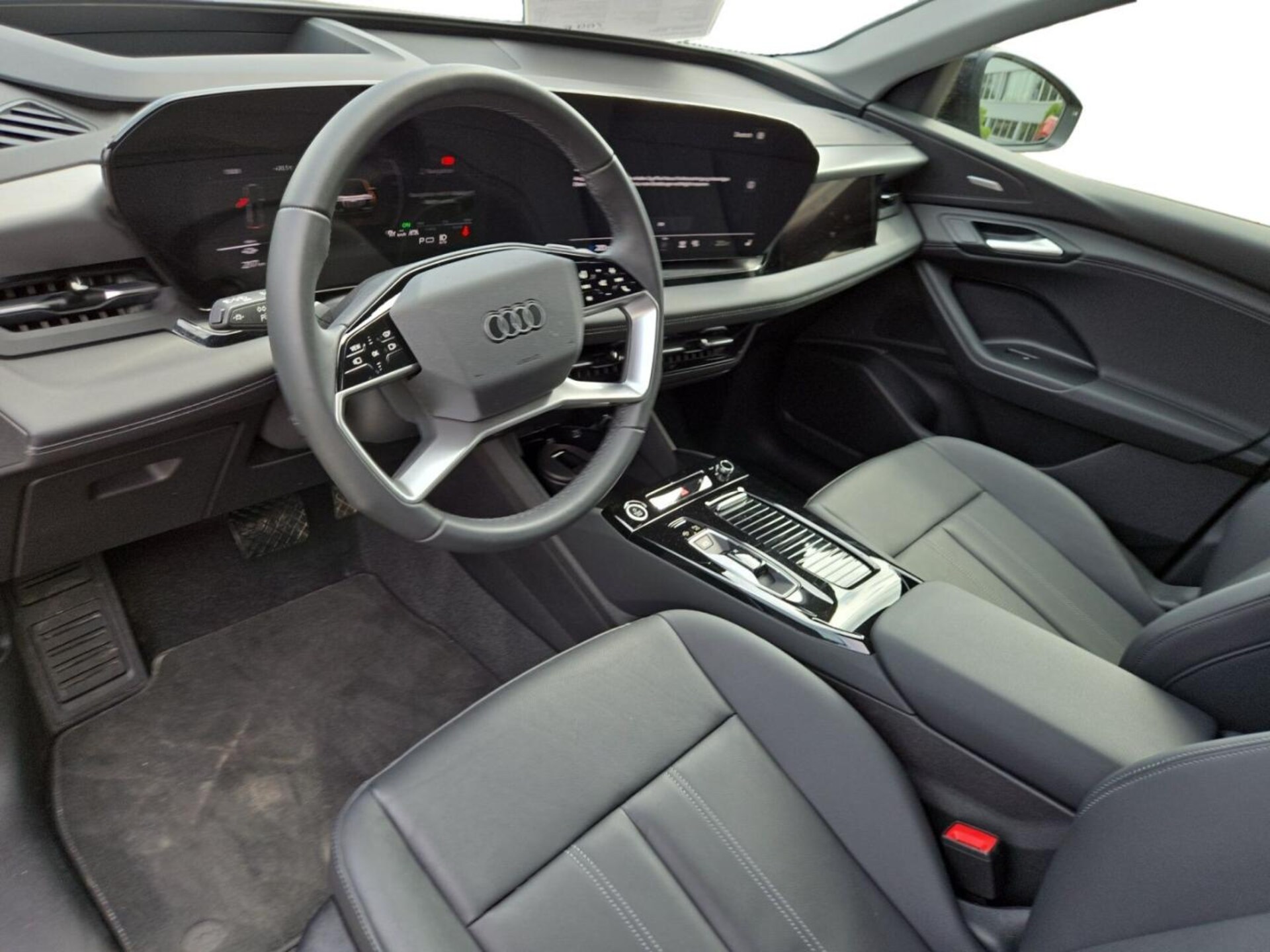 Audi Q6 SUV e-tron
