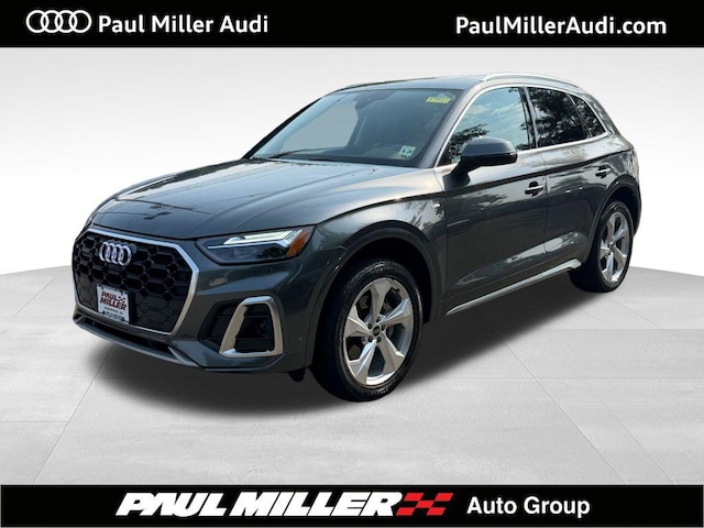 Photo of 2023 Audi Q5