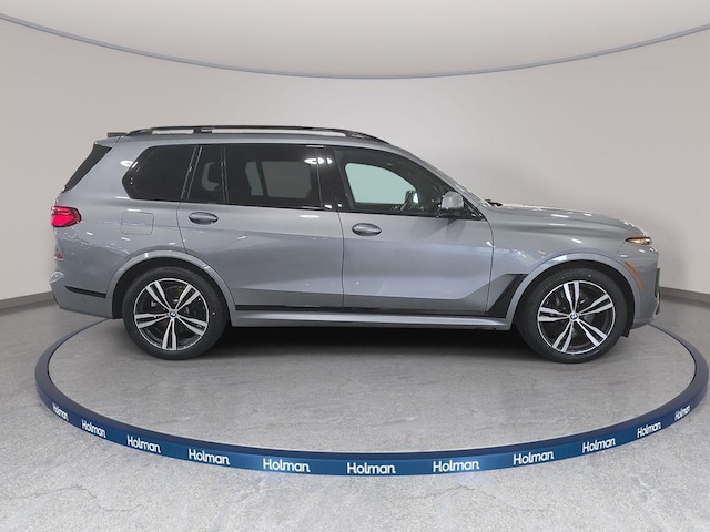 2024 BMW X7