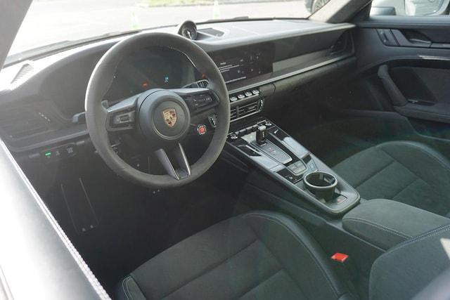 2025 Porsche