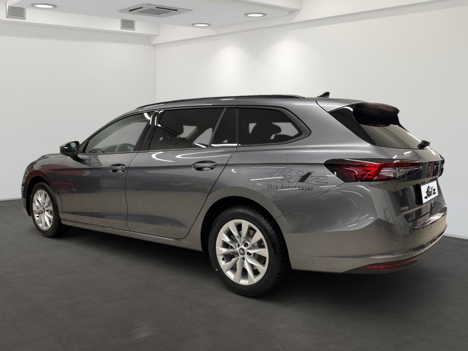Škoda Superb Combi – Bild 4