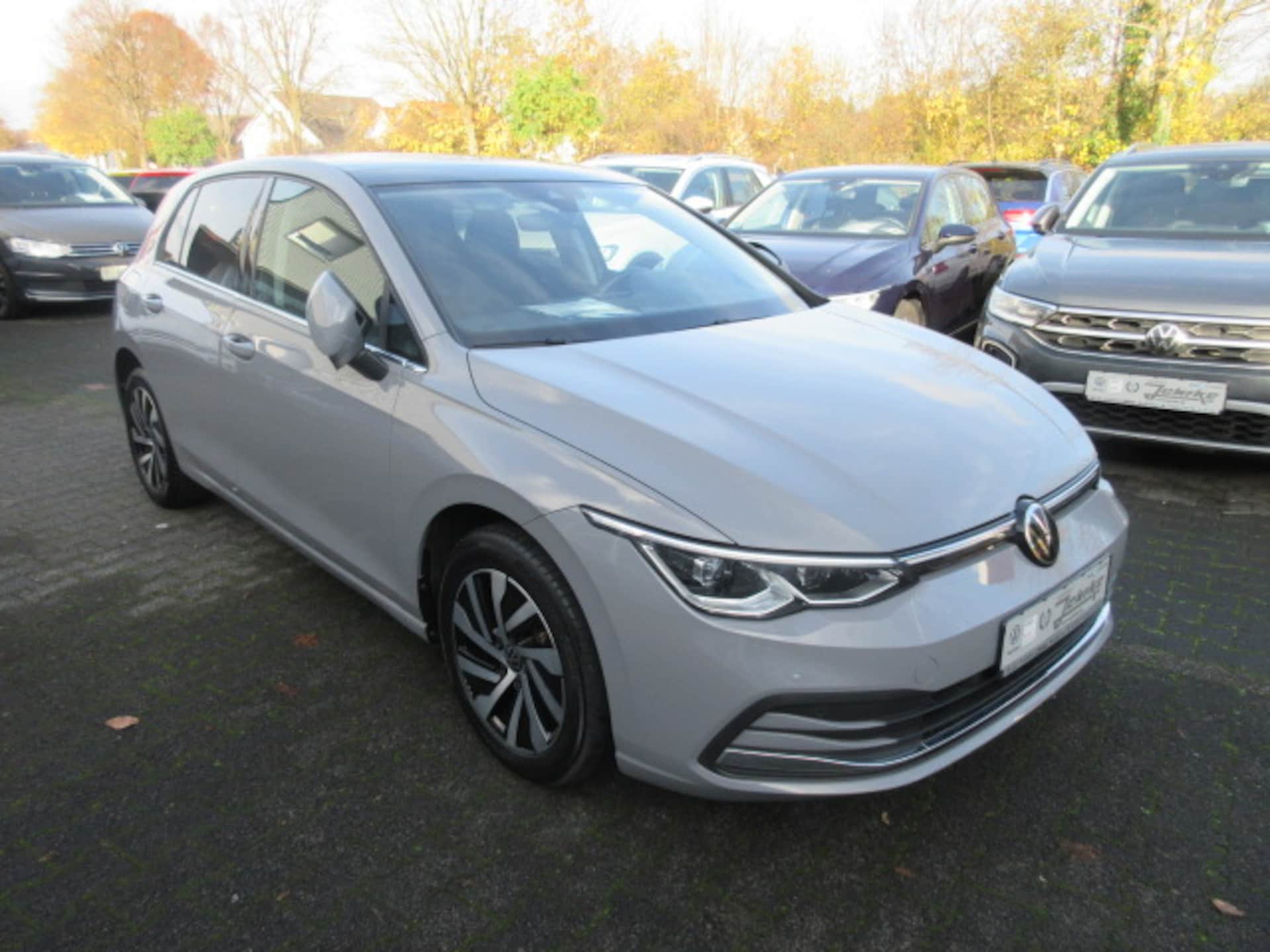 Volkswagen Golf Style