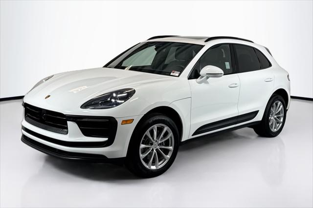 2024 Porsche Macan Base