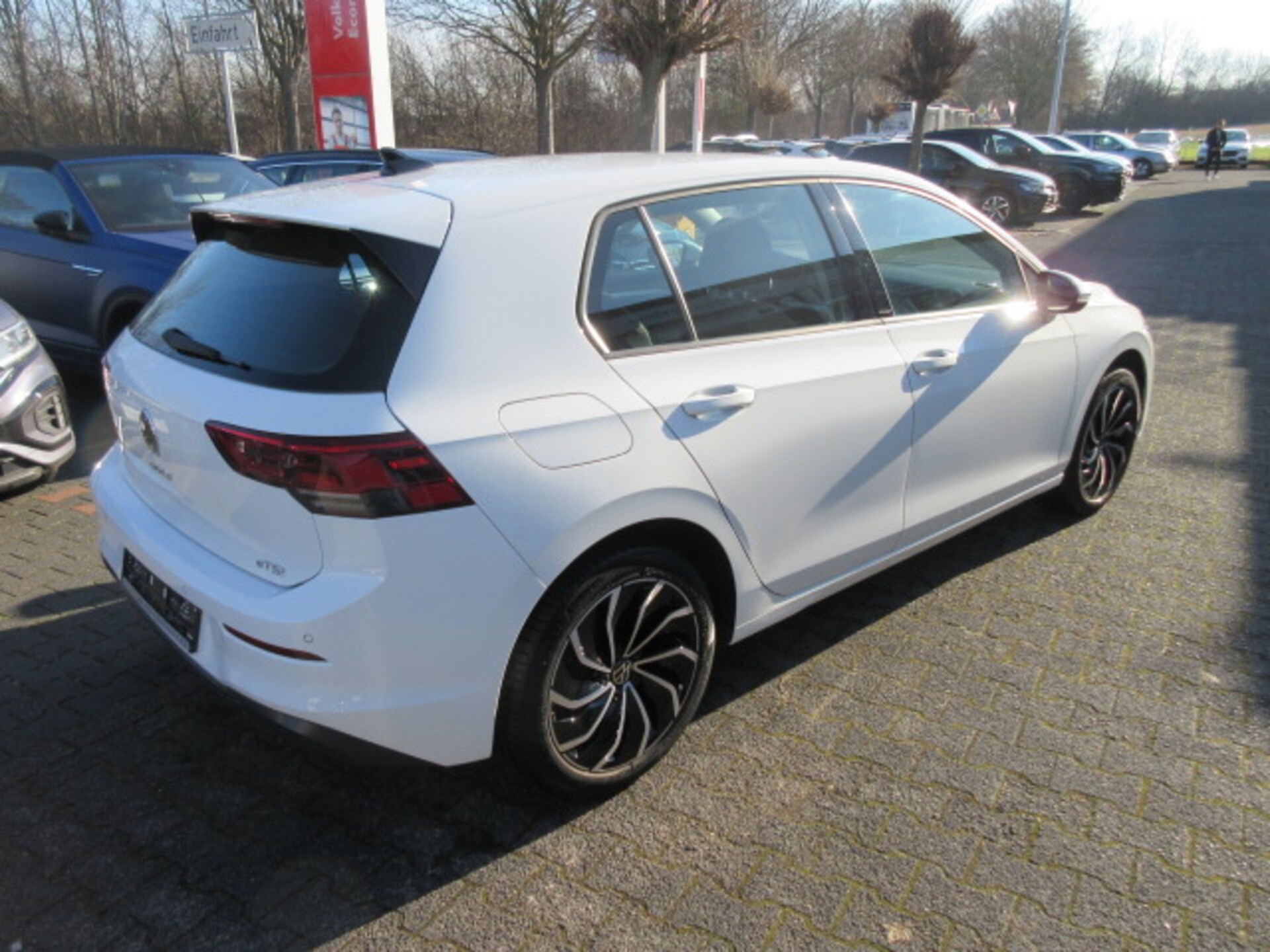 Volkswagen Golf Life