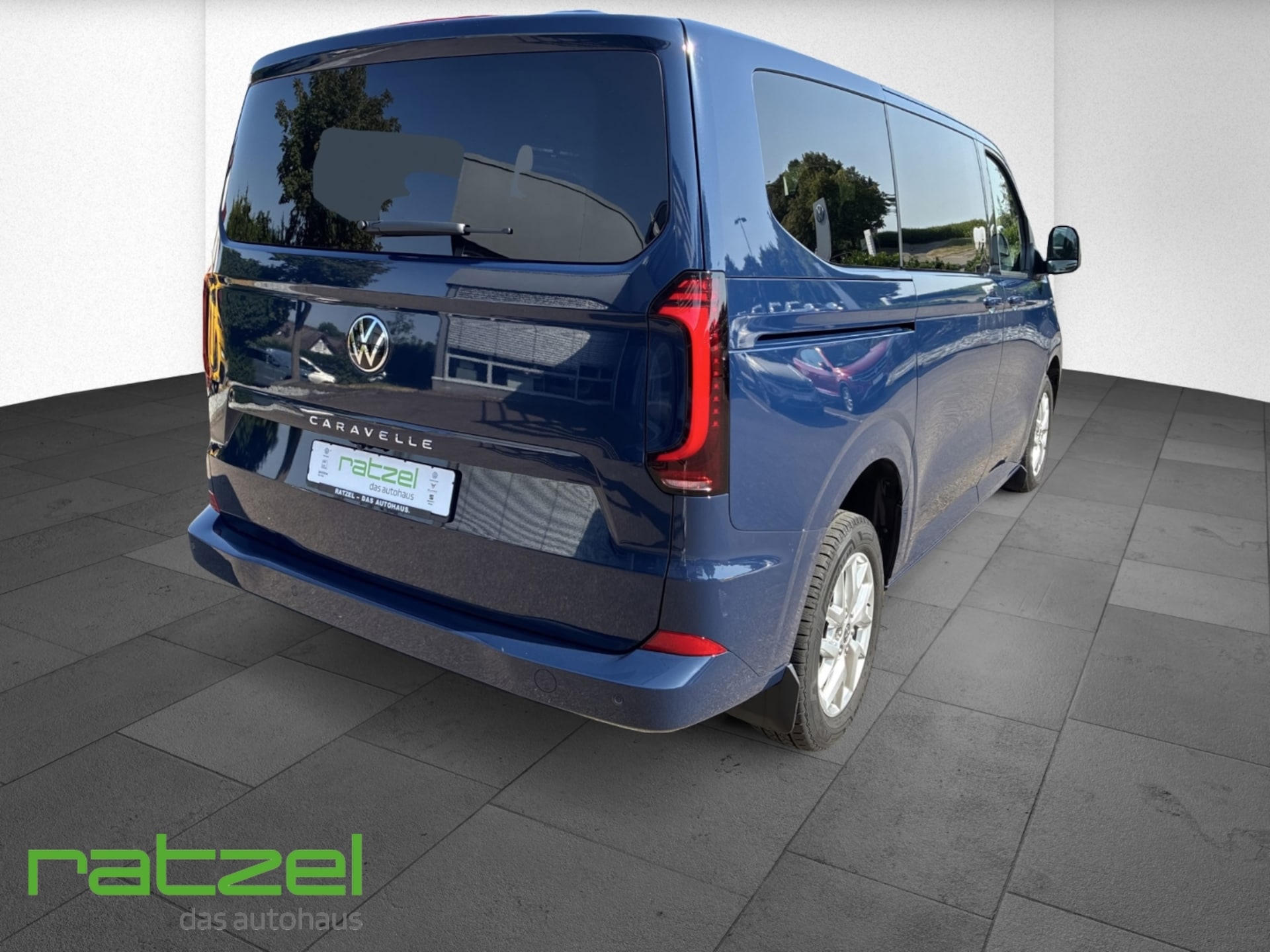 Volkswagen Caravelle Style