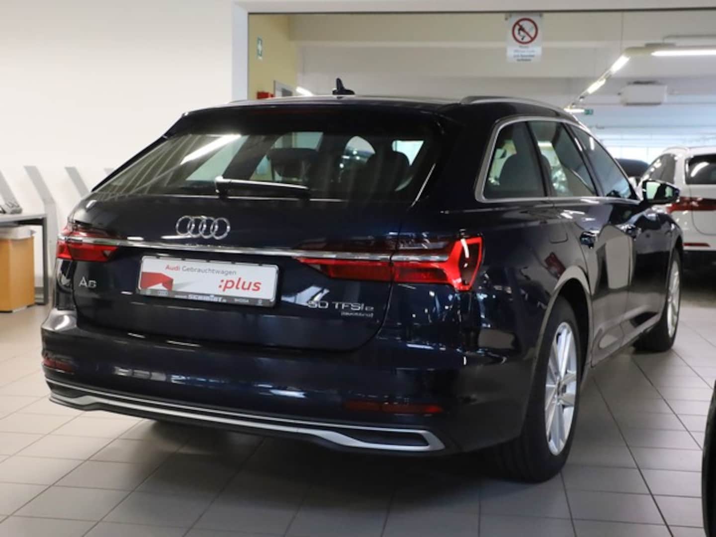 Bild über Audi A6 Avant TFSI e advanced 50 TFSI e quattro S tronic - für weitere Informationen kontaktieren Sie den Audi Partner