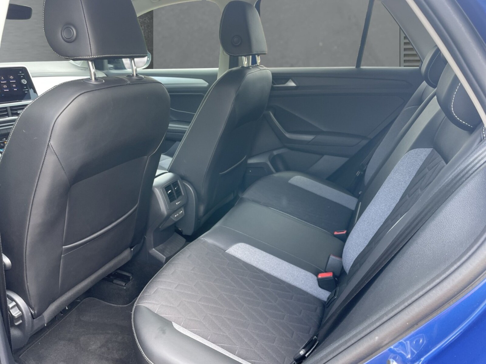 Volkswagen T-Roc – Bild 10