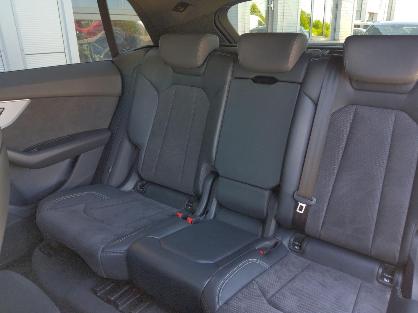 Image about Audi SQ8 TFSI quattro tiptronic
