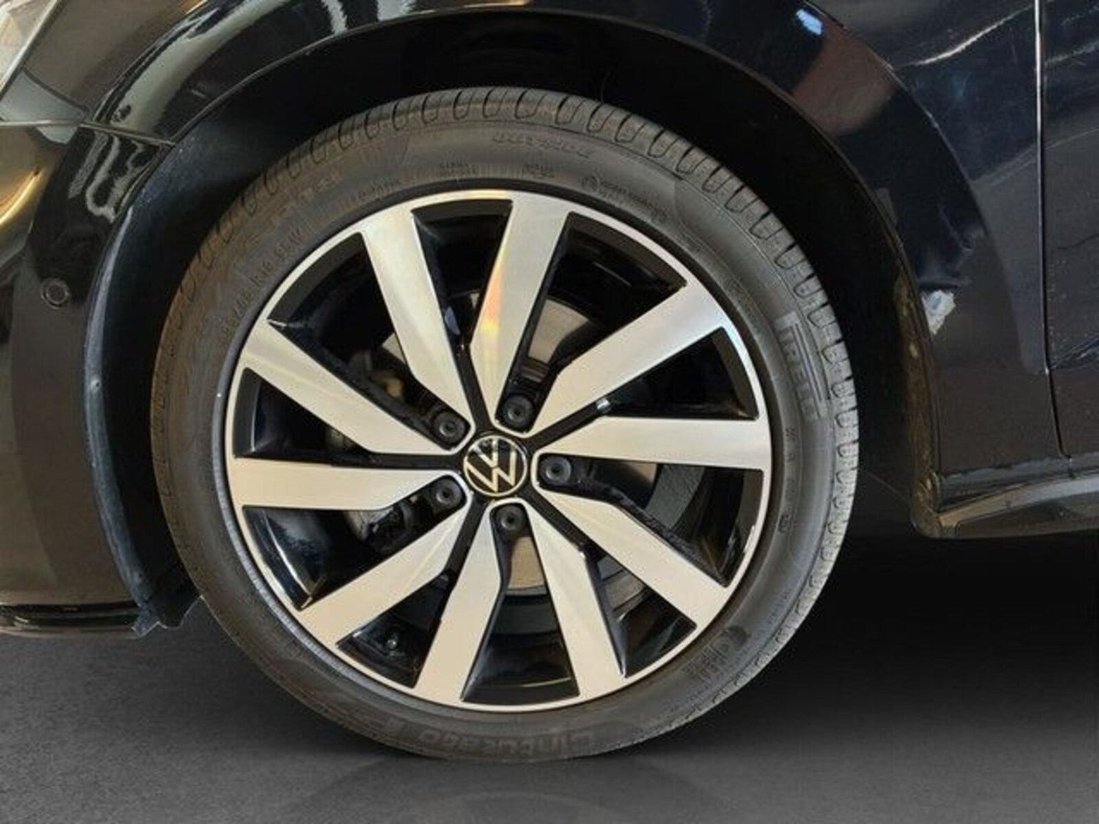 Volkswagen Touran – Bild 9