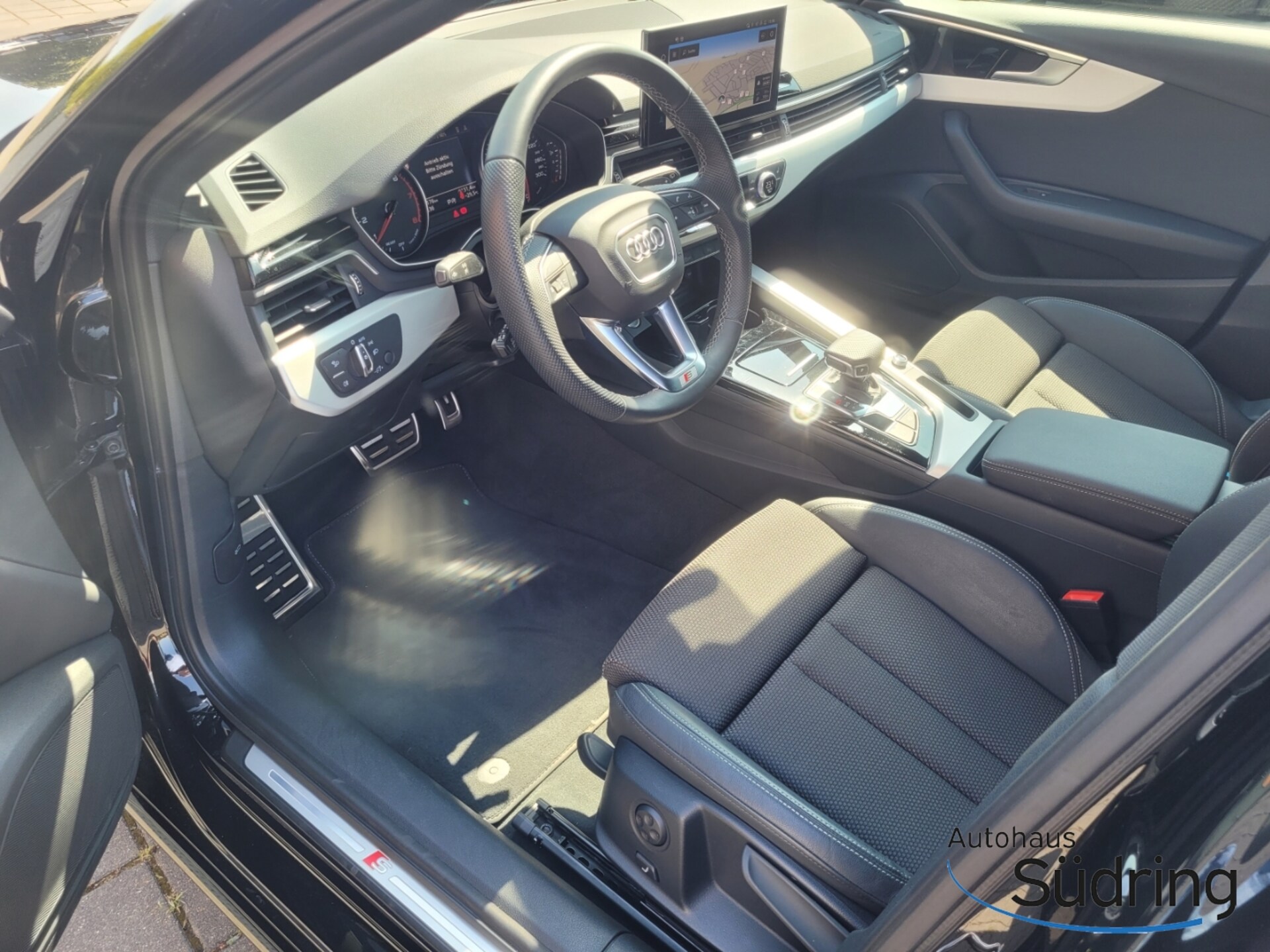 Audi A4 Avant S line