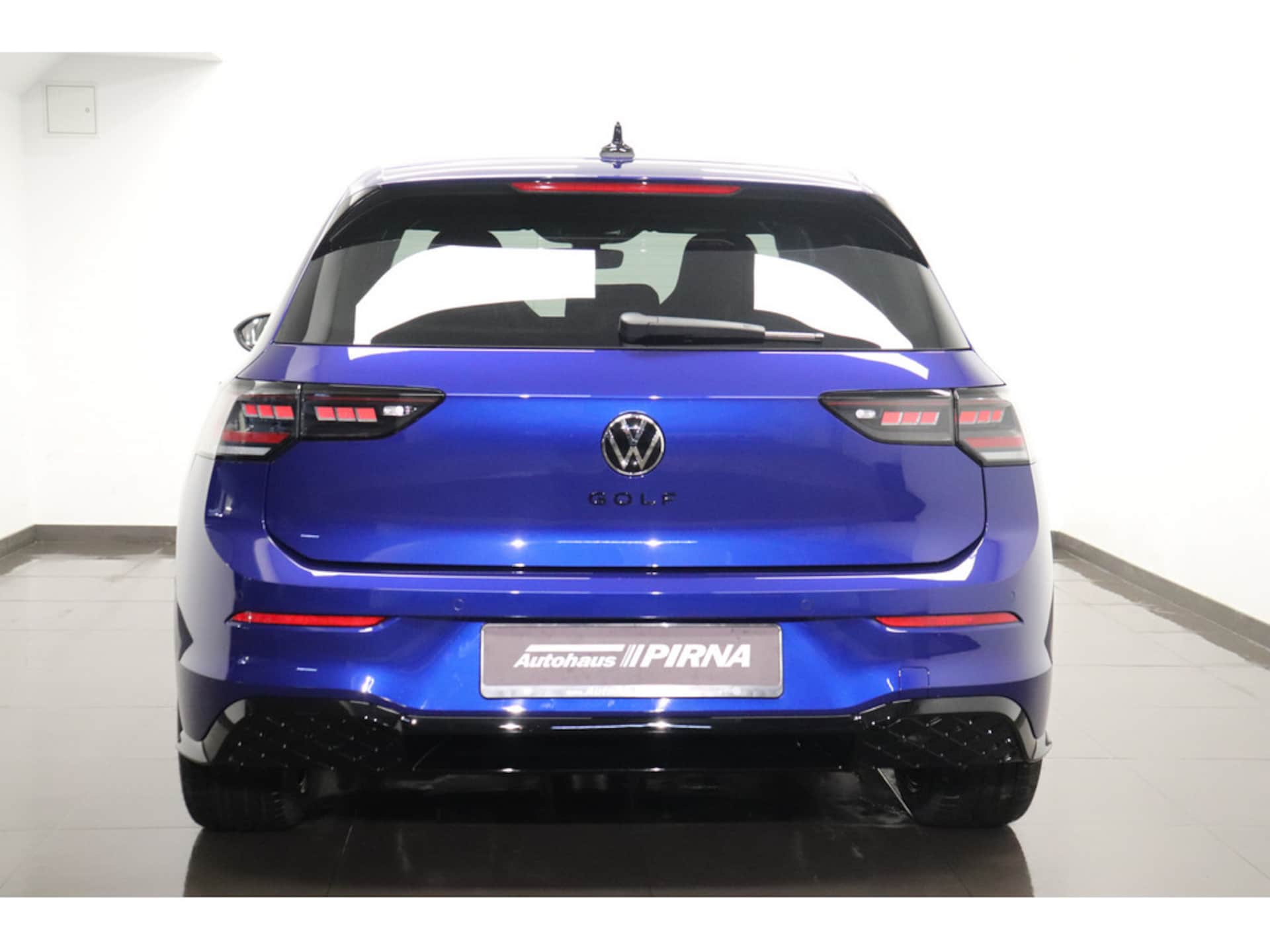 Volkswagen Golf R-Line