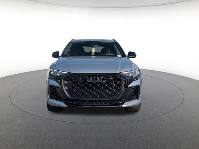 2026 Audi RS Q8 SUV performance