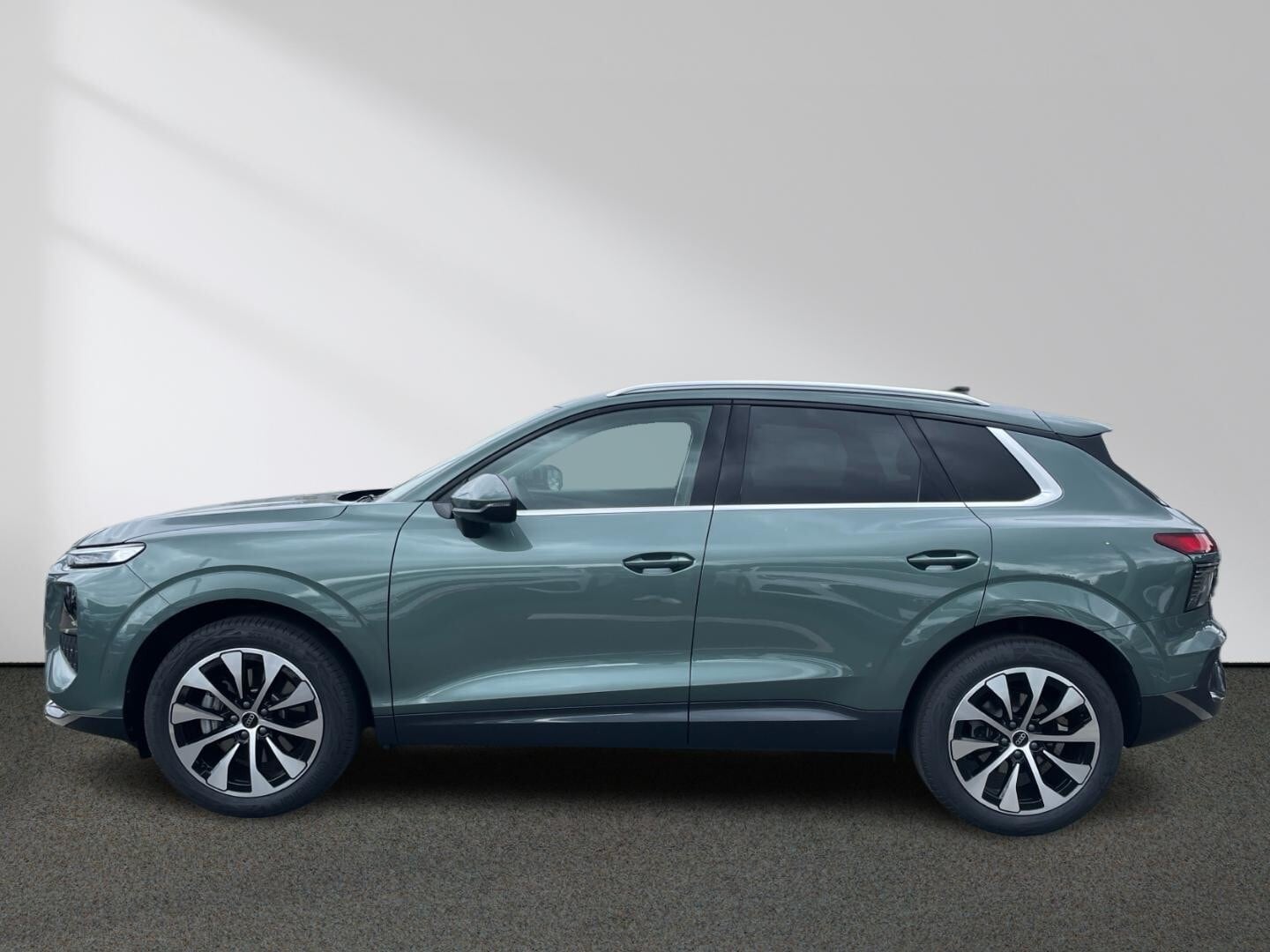 Bild über Audi Q3 SUV TDI 110 kW S tronic - für weitere Informationen kontaktieren Sie den Audi Partner