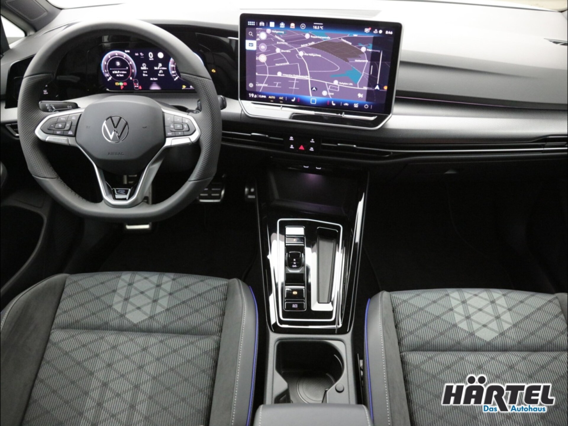 Volkswagen Golf R-Line