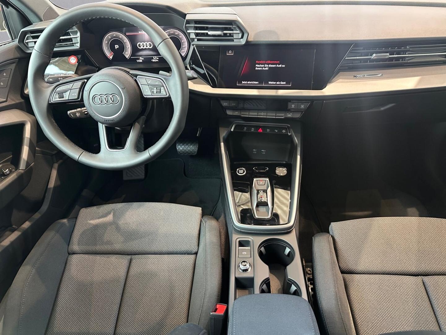 Bild über Audi A3 Sportback TFSI 110 kW S tronic - für weitere Informationen kontaktieren Sie den Audi Partner
